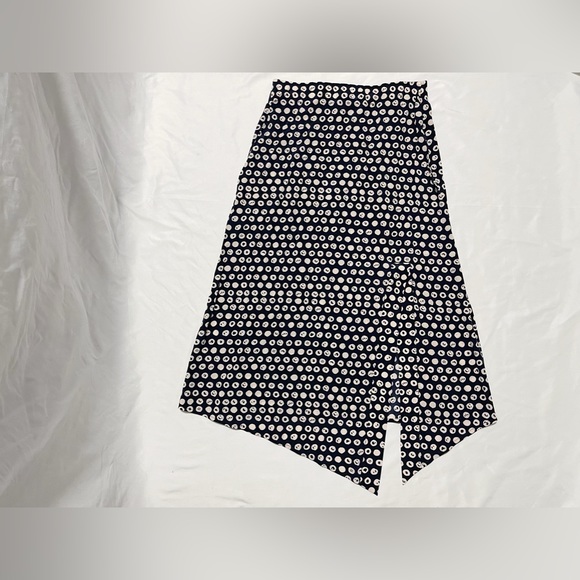 Silk Midi Skirt with Front Slit - Picture 5 of 15